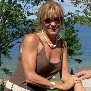 Meet your Posher, Pamela